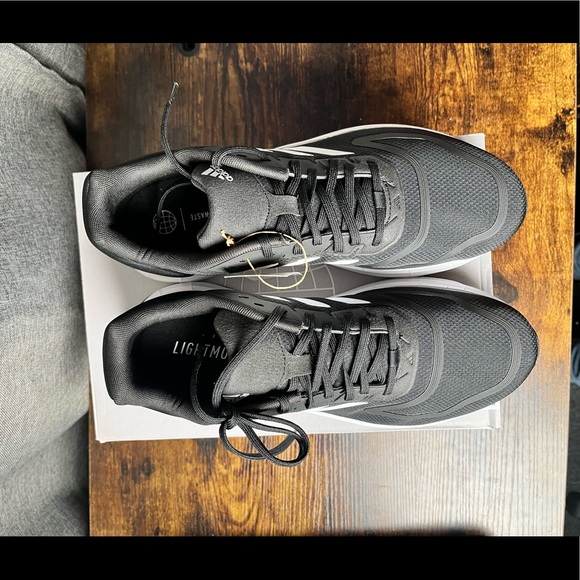 Man's Sneakers & Athletic Shoes size 9 1/2 - Picture 5 of 11